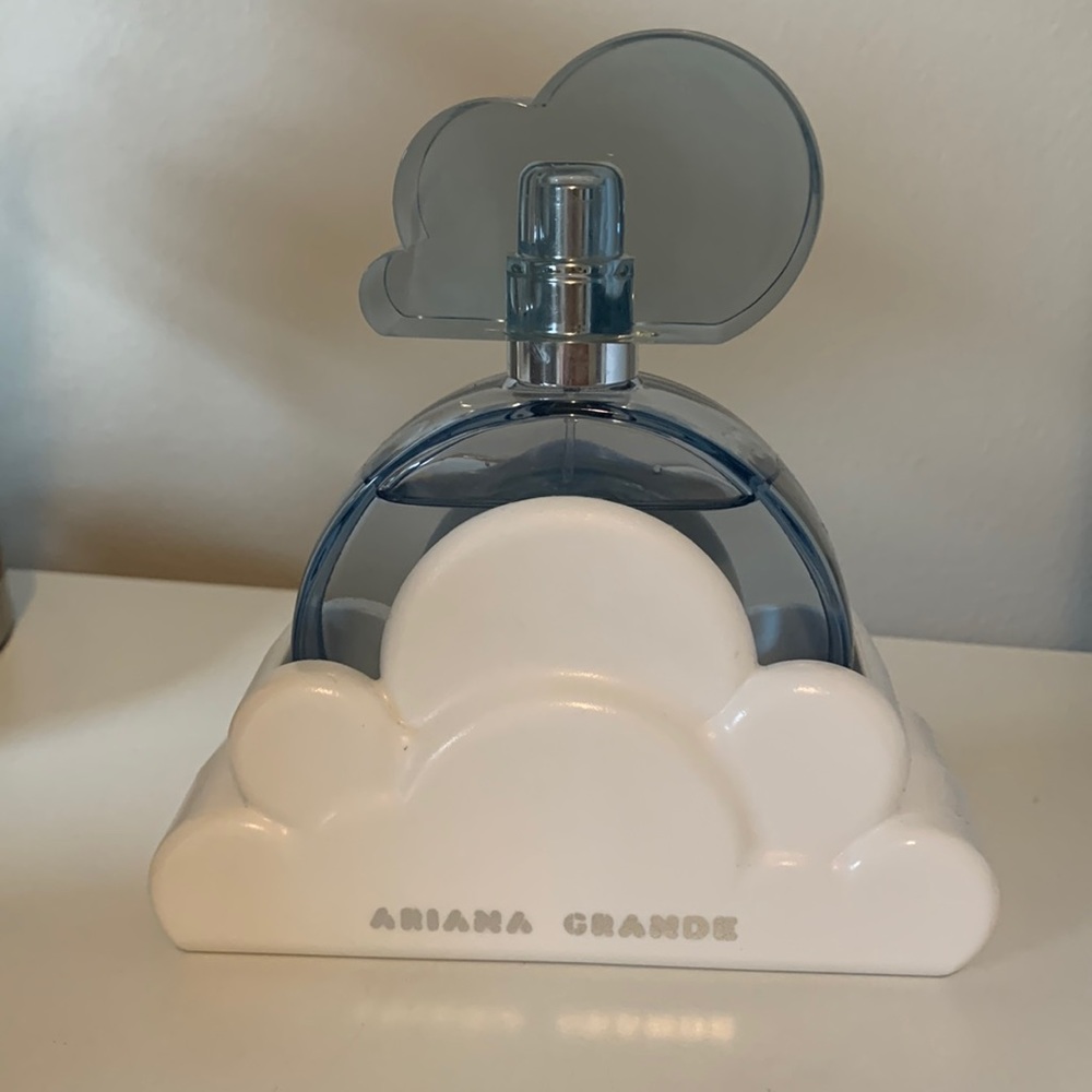 Ariana Grande 3.4 oz Eau de perfume